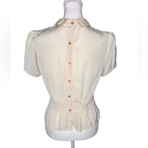 Vintage 50s ivory-cream feminine pleated button back blouse. Peter Pan collar - Picture 5 of 14
